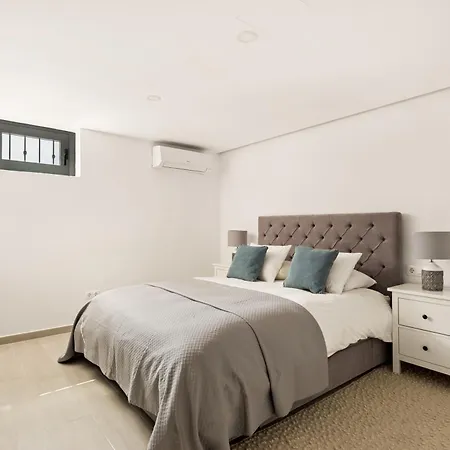 Banus - - Just A Few Steps From The Port-beach Marbella