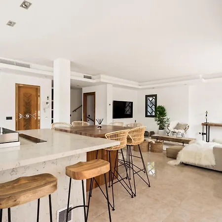 Banus - - Just A Few Steps From The Port-beach * Marbella